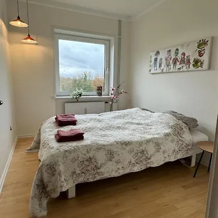 Apartment Stor Og Lys I Hjertet Af
